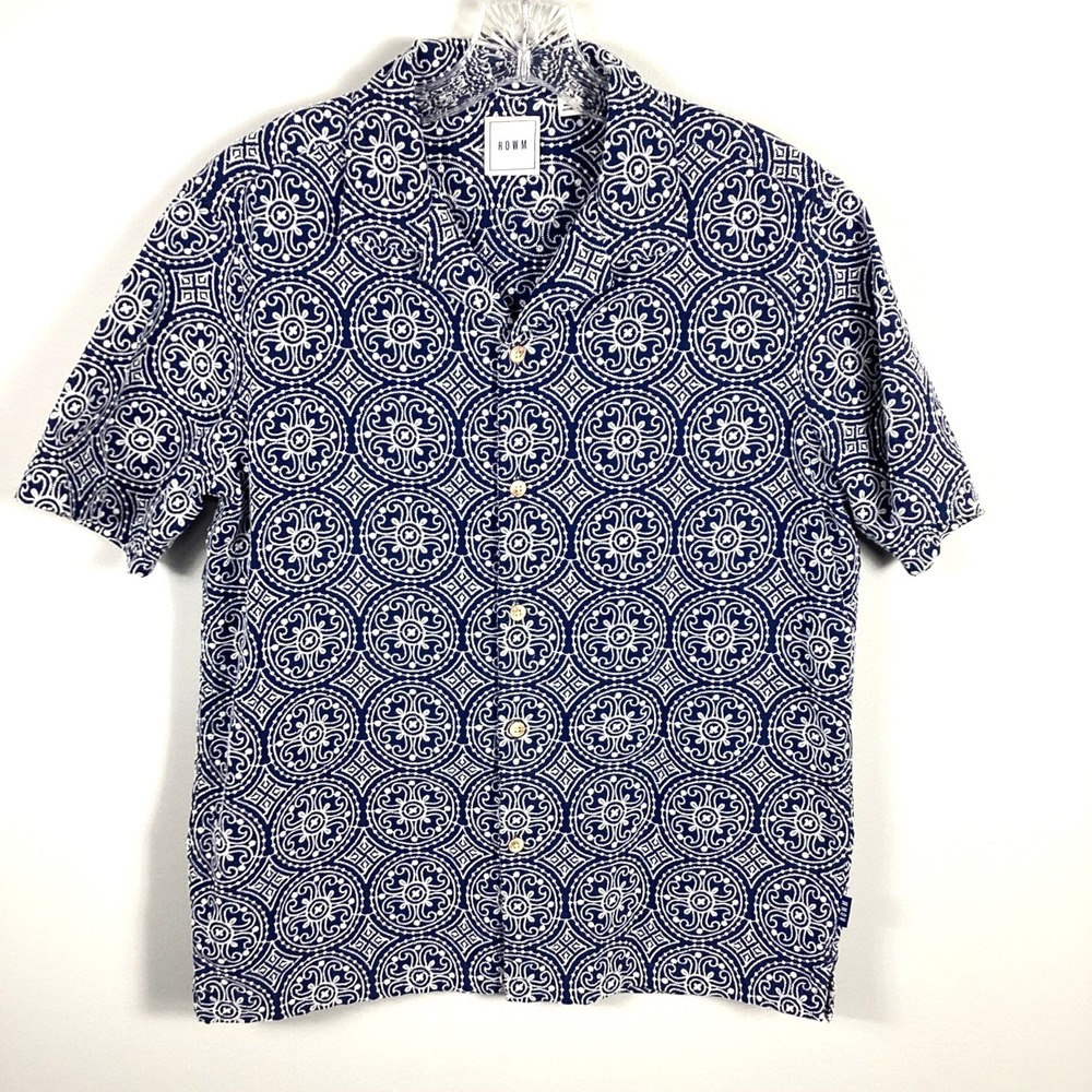 ROWM Men's Blue White Embroidered Medallion Camp Shirt Size M Short Sleeve Beach
